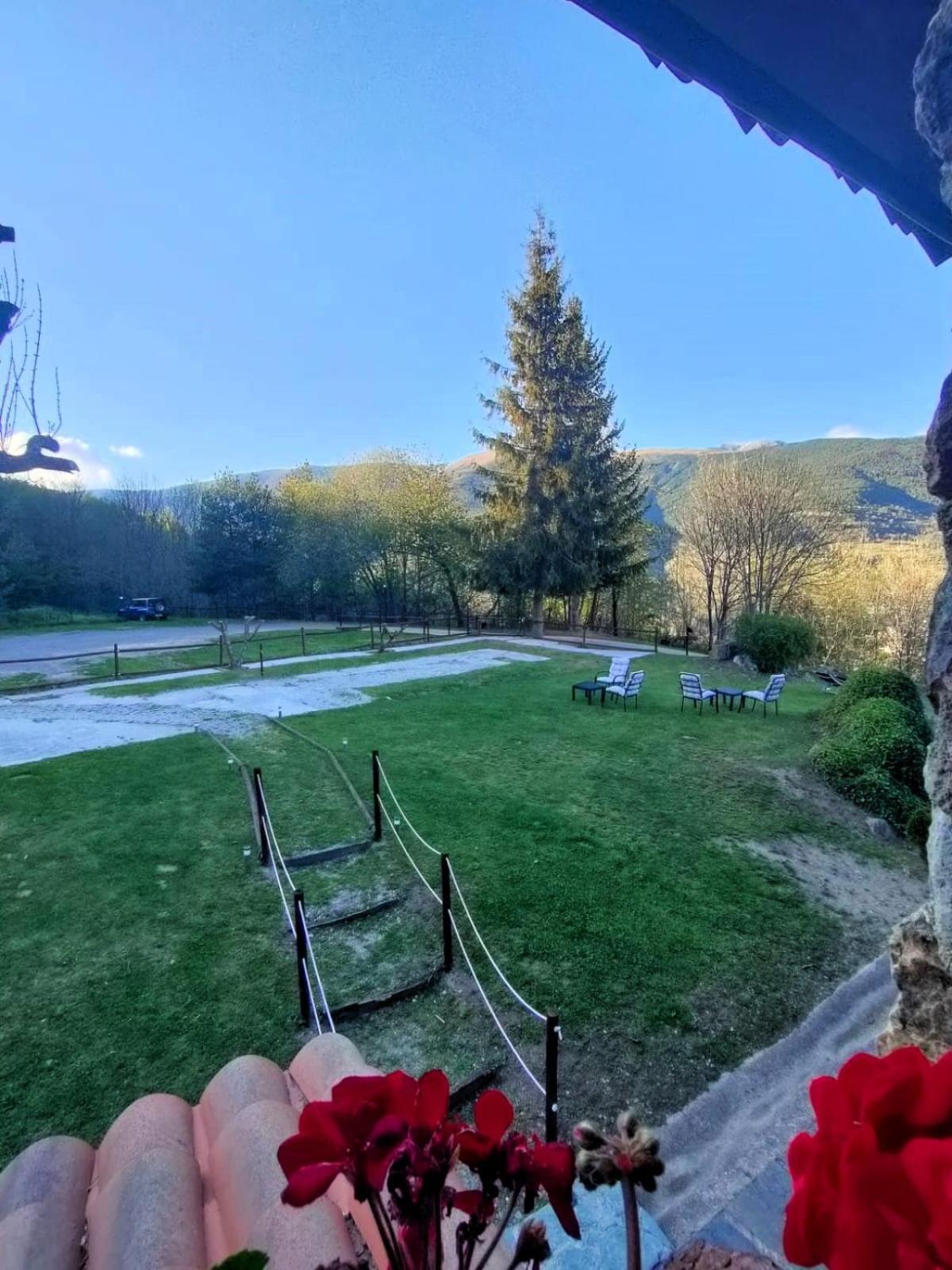 Can Gasparo Hotelrural&Restaurant Planoles Bagian luar foto