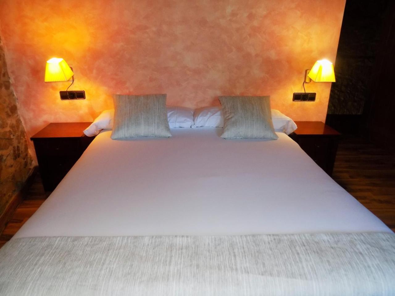 Can Gasparo Hotelrural&Restaurant Planoles Bagian luar foto